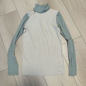 Madewell turtleneck